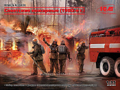 Сборная модель из пластика Советские пожарные (1980-е г.г.) (1/35) ICM - фото