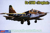 Сборная модель из пластика Учебно-боевой штурмовик Cухой Су-25УБ (1:72) Art Model - фото