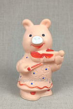 Свинья со скрипкой, резина, СССР. Бронетехника - фото